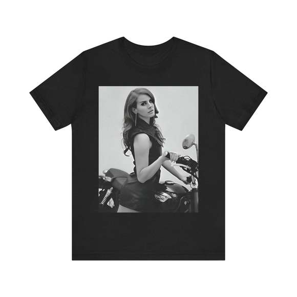Lana Del Rey Unisex T-shirt Gift For Fan - Picture 1 of 4